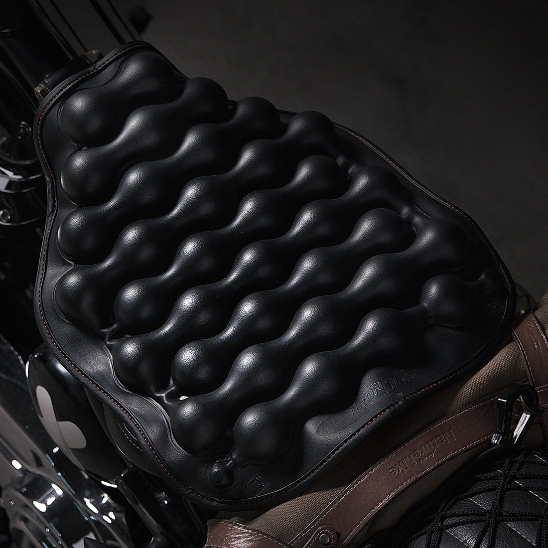 PU Waterproof Motorcycle Seat Cushion | ZD002