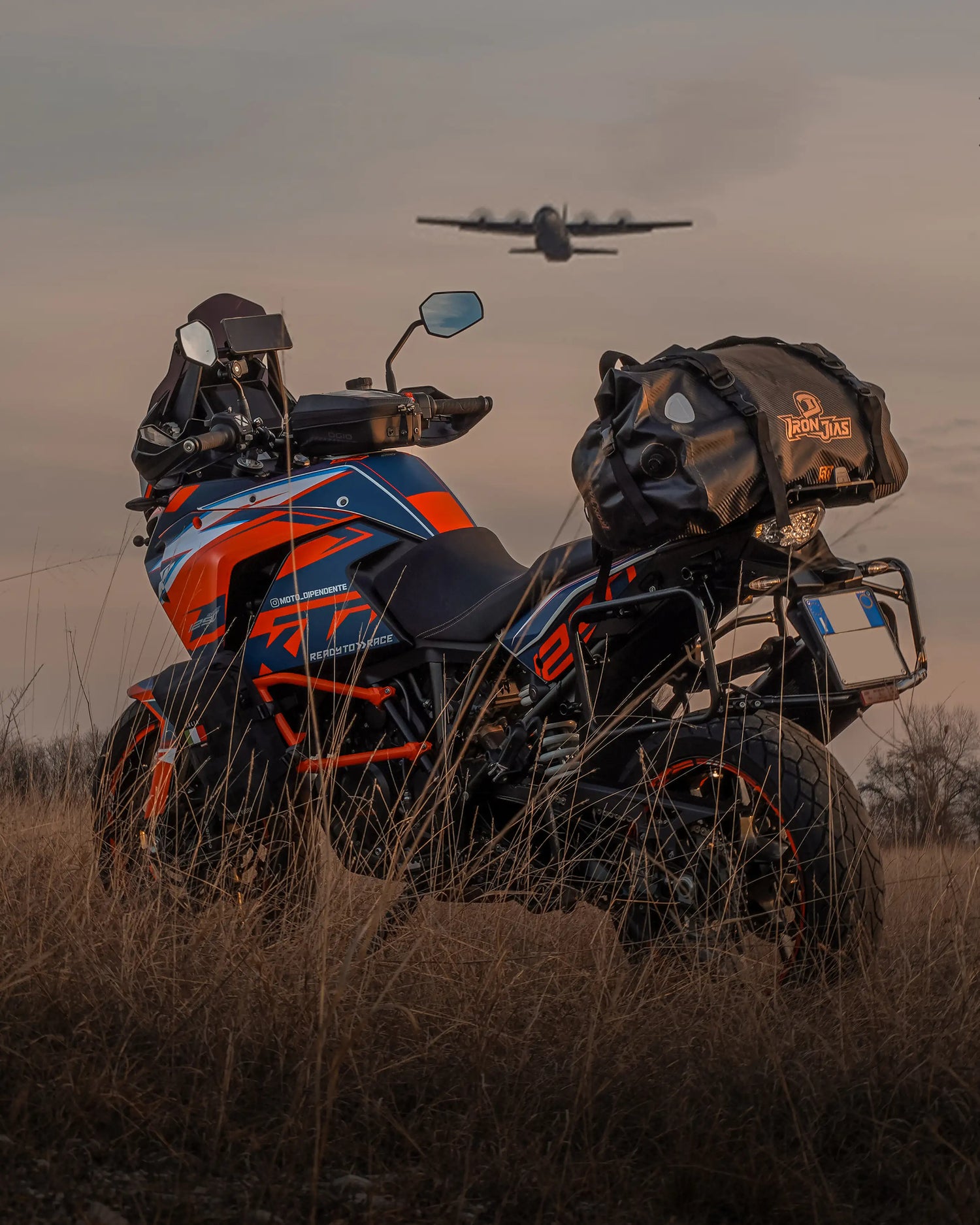 IRONJIAS Waterproof Motorcycle Black Travel Bag BAG007 