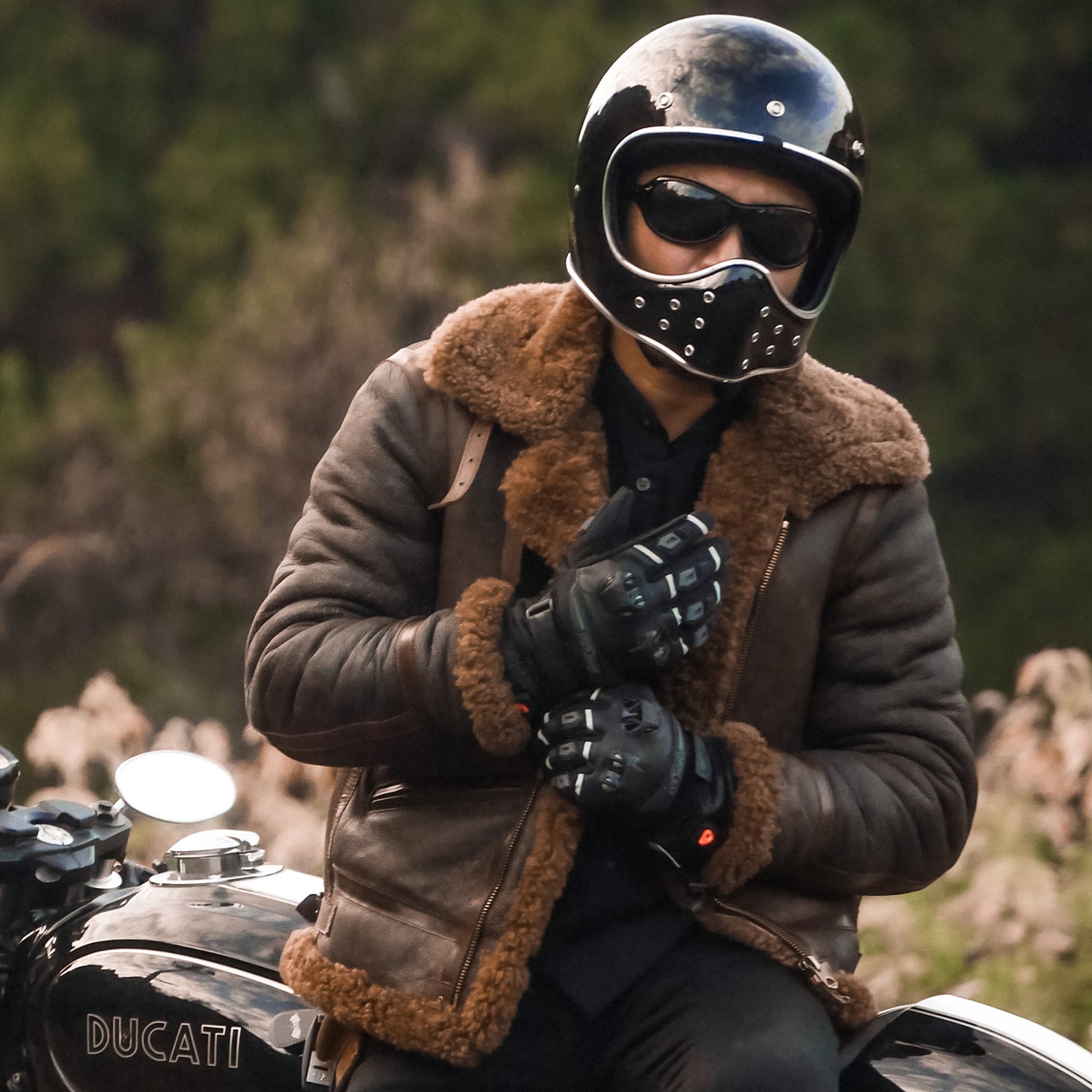 IRONJIAS Black Waterproof Electric Heated Motorcycle Gloves