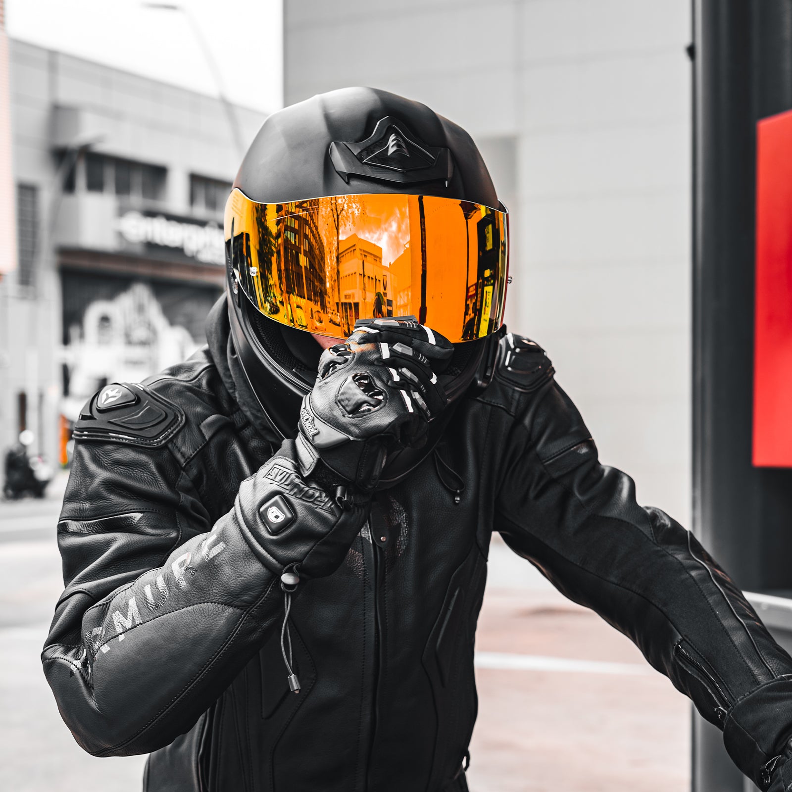 Gauntlet Heated Motorcycle Gloves | JIA13H