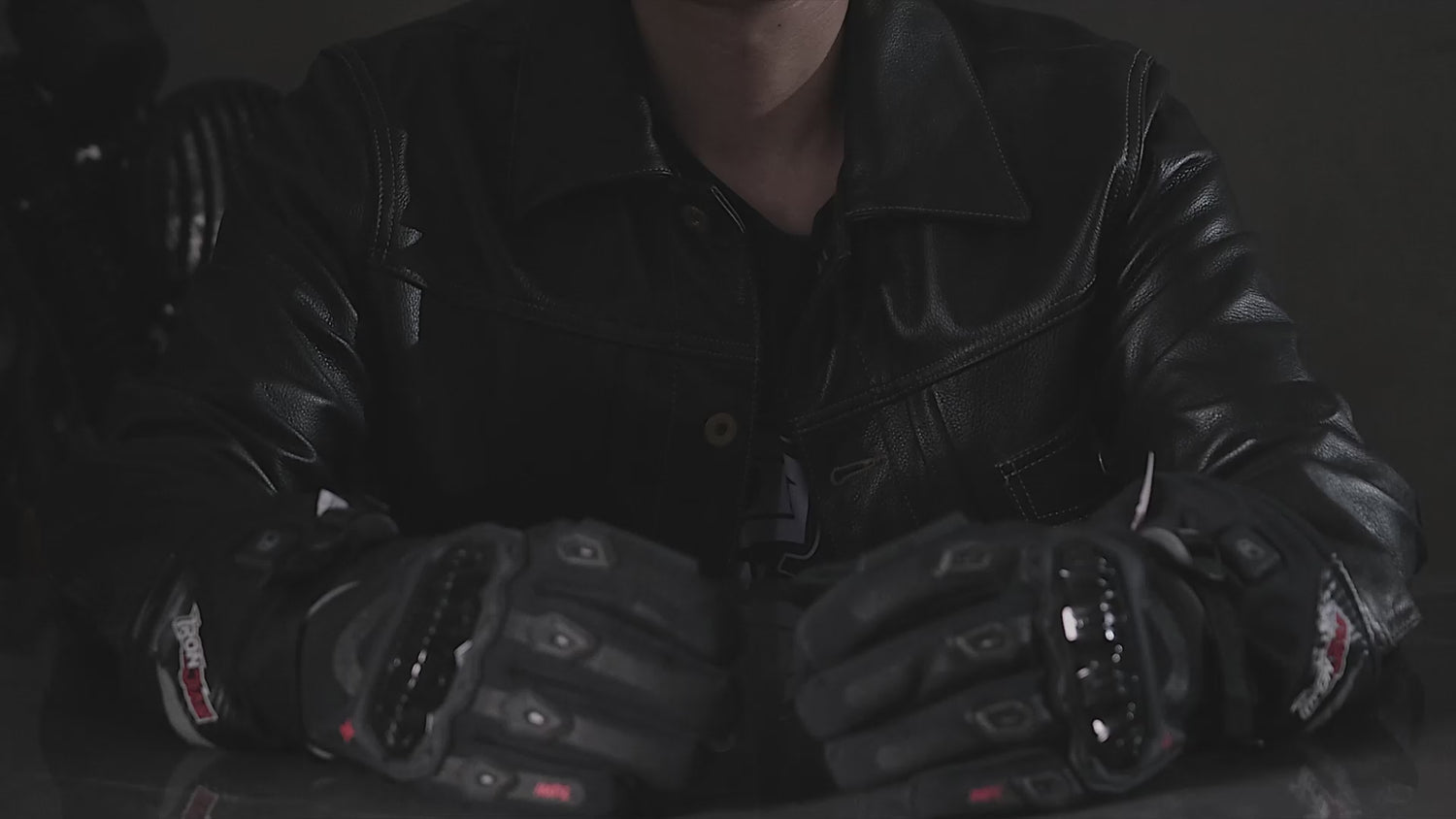 Waterproof Heated Motorcycle Gloves | AXE01H